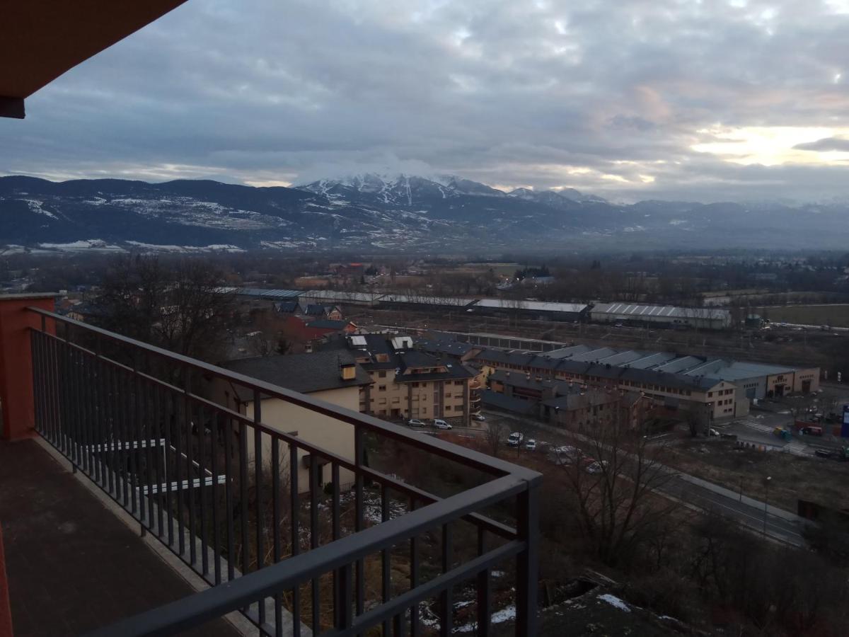 Appartement Apartamento Mirador Del Cadi à Puigcerdà Extérieur photo